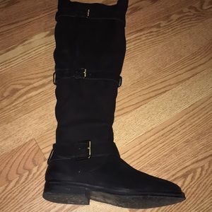 Tall boots black suede with buckles